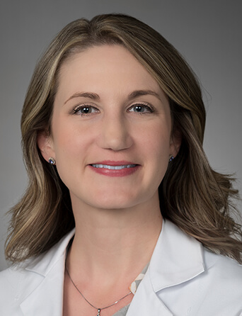 Portrait of Lindsay Riddick, FNP-C, Family Medicine specialist at Kelsey-Seybold Clinic.