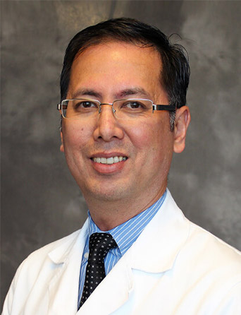 photo of dennis-ferrer-endocrinologist